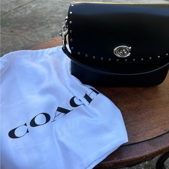 COACH Cassie 19 With Rivets Crossbody Bag EUC  CU031 - Picture 12 of 15